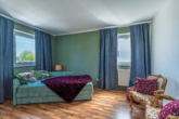 Gästezimmer 1. OG - Modern ausgestattete Doppelhaushälfte in begehrter Lage von Landshut lässt keine Wünsche offen!