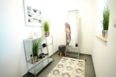 Garderobe (Musterhaus) - DHH "Tanne" Stilvolles Wohnen im KfW 40- Standard mit Fördervorteil
