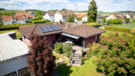 Luftbild - !! Bungalow mit Keller & schönem Garten inkl. Pool zum entspannen !!