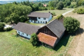 Hofstelle - *** Sanierungsbedürftige Hofstelle in absoluter Alleinlage mit arrondiertem Grundstück ***
