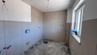 Badezimmer - Ihr neues Zuhause: Exklusive 3-Zimmer-Neubauwohnung zum Erstbezug mit Gartenanteil