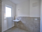 Badezimmer Wohnbeispiel - SEPTEMBERAKTION I 240.000 EUR statt 253.000 EUR für eine wunderschöne vermietete 2 Zimmerwohnung!