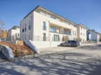Außenansicht mit Wohnung - SEPTEMBERAKTION I 240.000 EUR statt 253.000 EUR für eine wunderschöne vermietete 2 Zimmerwohnung!
