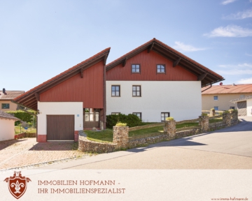 !! Charmantes und großes Ein/Zweifamilienhaus mit PV-Anlage, Solar und Einbauküche !!, 94424 Arnstorf, Einfamilienhaus