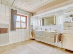 Bad - ***Modernisiert, energieeffizient & mit Charme - EFH mit Top-Ausstattung***