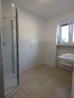 Badezimmer - *** Frisch renovierte 3-Zimmer Wohnung in zentraler Lage ***