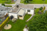 Luftaufnahme Garten und Haus - Endlich Platz für alle! Doppelhaushälfte mit Einliegeroption, großem Garten & Traumlage!!