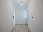 Küche - Modernisiertes Wohnglück mit großzügigem Privatgarten – attraktive 3-Zimmer-Wohnung