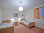 Gästezimmer - Modernes Familienparadies in Toplage von Straubing - Ihr neues Traumhaus wartet auf Sie !!