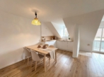 Wohn- und Essbereich - Küche, Skandinavisch - (KI generiert) - ein neues Zuhause wartet: modernisierte 2-Zimmer-Wohnung mit Balkon, Garage und Stellplatz