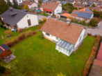 Luftbild - *** Wohnen in Randlage: Einfamilienhaus mit Weitblick ***
