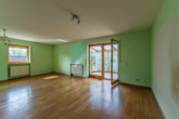 Wohnzimmer 1. Wohneinheit - Platz für die ganze Familie, Zweifamilienhaus in begehrter Siedlungslage mit wunderschönem Garten!