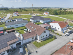 Drohnenansicht - Zweifamilienhaus mit Charakter und doppeltem Potenzial! Sofort Einziehen und Sanieren!