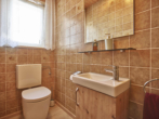 Gästetoilette Anbau - Zweifamilienhaus mit Charakter und doppeltem Potenzial! Sofort Einziehen und Sanieren!