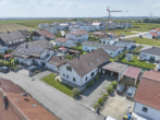 Ansicht Siedlung #5 - Zweifamilienhaus mit Charakter und doppeltem Potenzial! Sofort Einziehen und Sanieren!