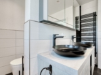 Badezimmer - ***Neuwertige Doppelhaushälfte mit PV- Anlage, Wärmepumpe und exklusiver Ausstattung***