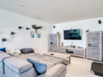 Wohnzimmer - ***Neuwertige Doppelhaushälfte mit PV- Anlage, Wärmepumpe und exklusiver Ausstattung***