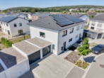 Außenansicht - ***Neuwertige Doppelhaushälfte mit PV- Anlage, Wärmepumpe und exklusiver Ausstattung***