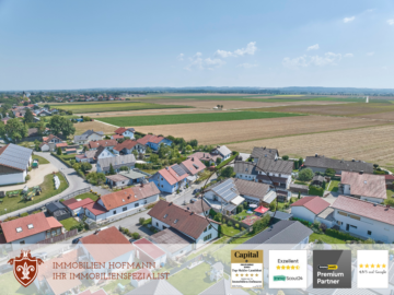 Doppelhaus mit zwei Wohneinheiten – ideal für Familie oder Kapitalanlage!, 94522 Wallersdorf, Zweifamilienhaus