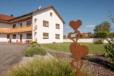Haus 2 - Außenansicht - !!! Gepflegte Hofstelle mit 2 Häusern, Nebengebäude auf tollem Grundstück !!!