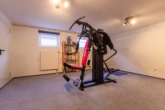 Fitnessraum/Keller - !!! Gepflegte Hofstelle mit 2 Häusern, Nebengebäude auf tollem Grundstück !!!