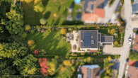 KI Idee - mit Wohnhaus - Natur vor der Tür, Weitblick inklusive – 1.663 m² Grundstück in idyllischer Waldrandlage!
