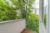 Balkon - + Moderne und helle 4-Zimmer Wohnung in Landshut +