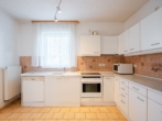 Küche - + Familiendomizil mit großem Grundstück in Aiterhofen +