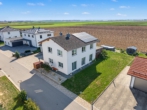 Außenansicht - + Großes und Neuwertiges Einfamilienhaus mit tollem Grundstück +