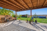 Terrasse - + Großes und Neuwertiges Einfamilienhaus mit tollem Grundstück +
