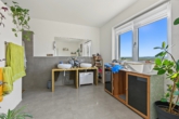 Badezimmer - + Großes und Neuwertiges Einfamilienhaus mit tollem Grundstück +