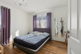 Schlafzimmer - + Großes und Neuwertiges Einfamilienhaus mit tollem Grundstück +