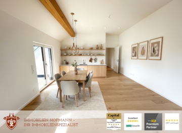 !! Wohntraum im Dachgeschoss – wunderschöne 3-Zimmer Wohnung !!, 94405 Landau an der Isar, Dachgeschosswohnung