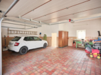 Garage - Perfekt für die ganze Familie: Großzügiges EFH mit schönem Garten!